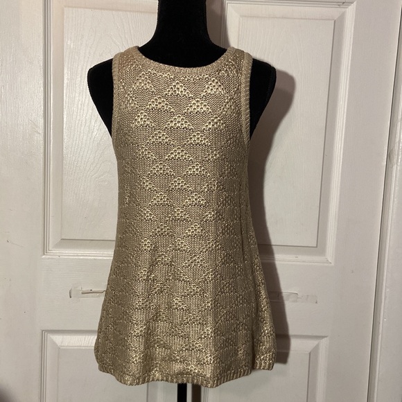 Moth Anthropologie Grey Metallic Knit Top Tank sz M - Picture 4 of 7